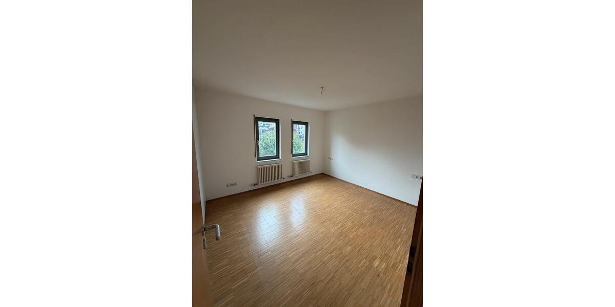 Etagenwohnung Eberbach - 2 Zimmer, 62 m&sup2;, 650&euro; | Angebot:25958912