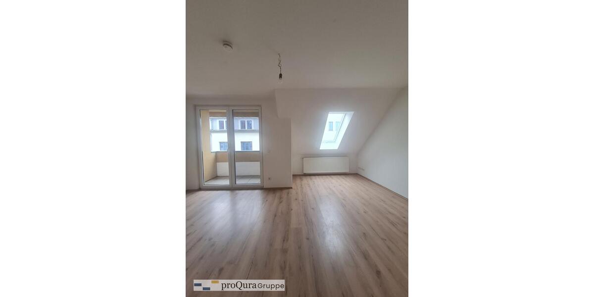 Dachgeschoßwohnung Mühlhausen (Thüringen) - 1 Zimmer, 42 m&sup2;, 285&euro; | Angebot:26561605