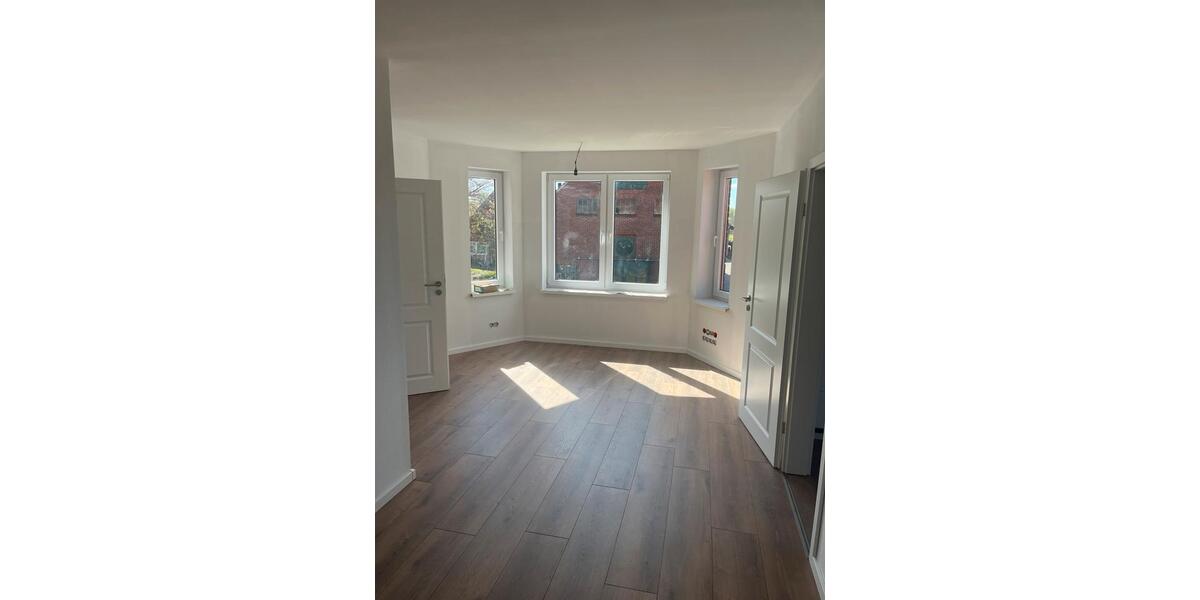 Etagenwohnung Gnarrenburg - 4 Zimmer, 130 m&sup2;, 1.100&euro; | Angebot:26463814