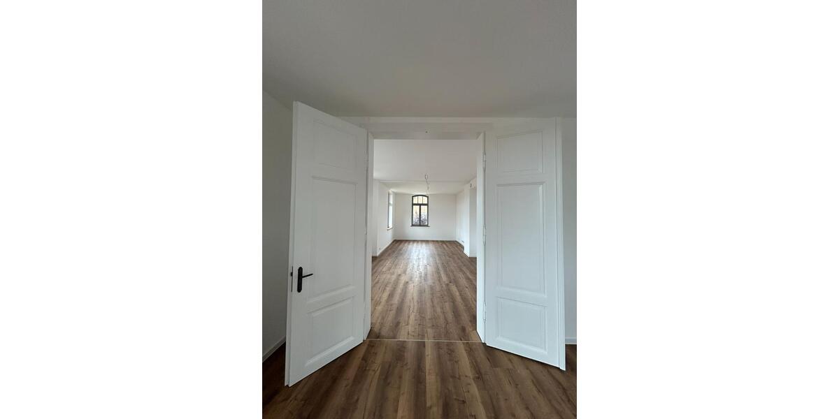 3 Zimmer - 110 qm - Neubauwohnung in historischer Hülle 3 zimmer