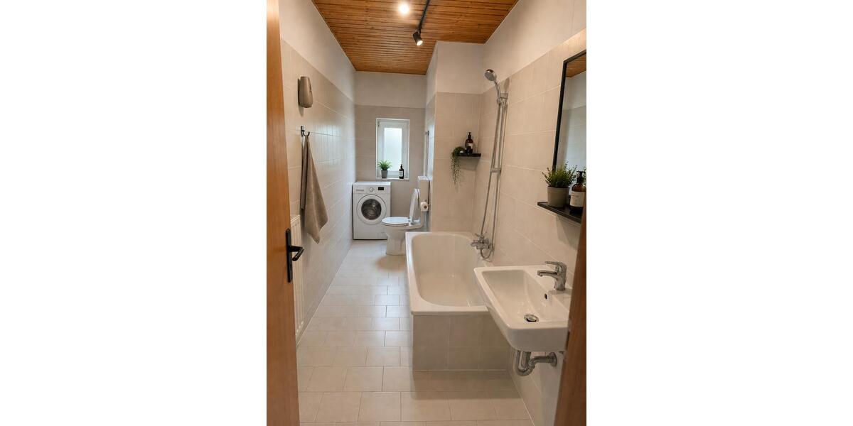 Etagenwohnung Bremerhaven - 2 Zimmer, 58 m&sup2;, 430&euro; | Angebot:26610051