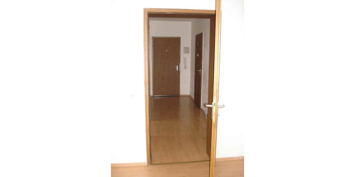 Etagenwohnung Pirmasens - 3 Zimmer, 82 m&sup2;, 510&euro; | Angebot:26591301