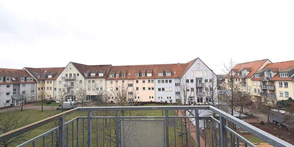 Etagenwohnung Roth - 3 Zimmer, 67 m&sup2;, 1.050&euro; | Angebot:23880926