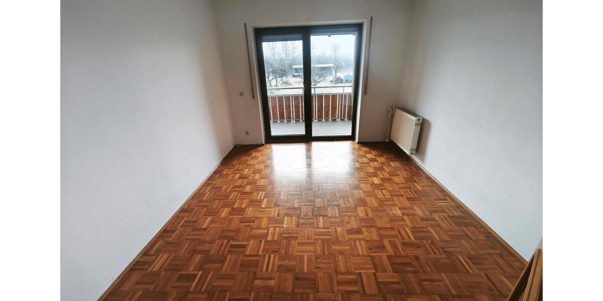 Etagenwohnung Günzburg - 3.5 Zimmer, 120 m&sup2;, 1.300&euro; | Angebot:24592928
