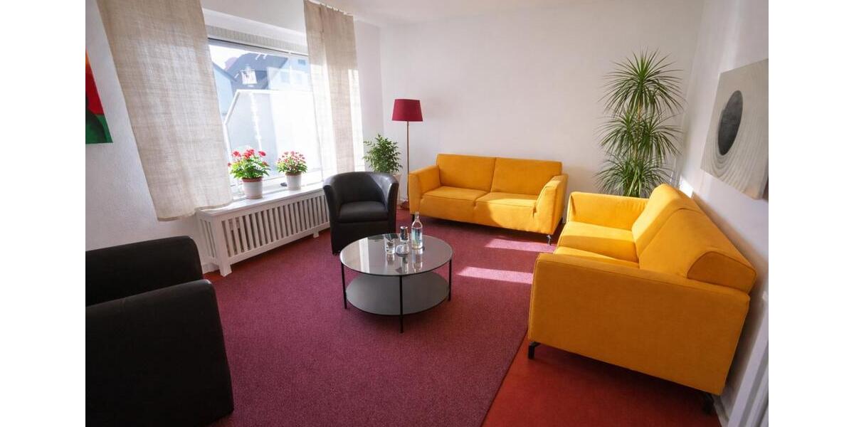 Wohnen auf Zeit Horn-Bad Meinberg Bad Meinberg - 4 Zimmer, 150 m&sup2;, 300&euro; | Angebot:24565950