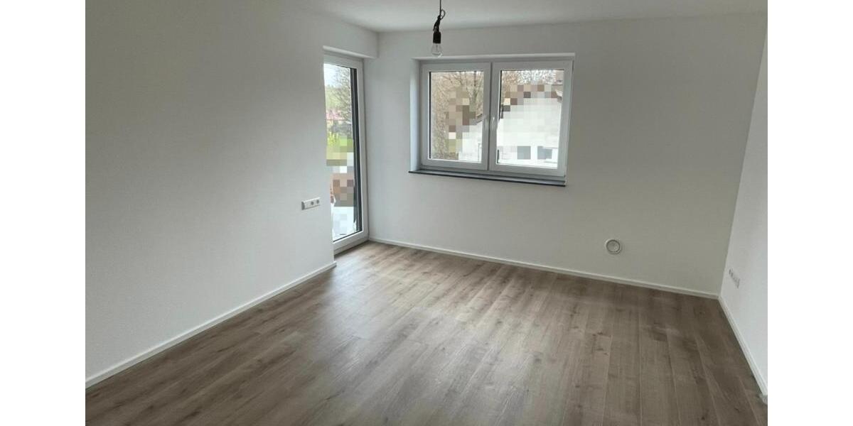 Moderne 3,5 Zi-Wohnung mit großem Balkon in BC zu vermieten 3.5 zimmer