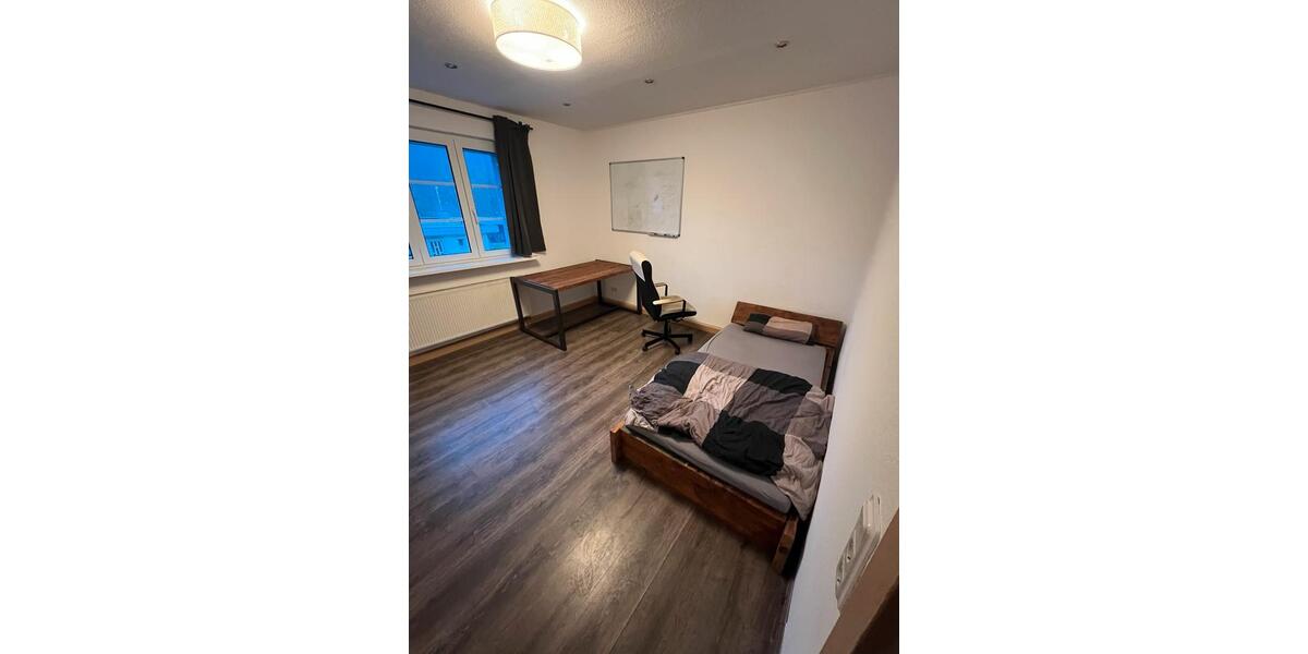Wohnen auf Zeit Gummersbach - 1 Zimmer, 15 m&sup2;, 400&euro; | Angebot:24957494