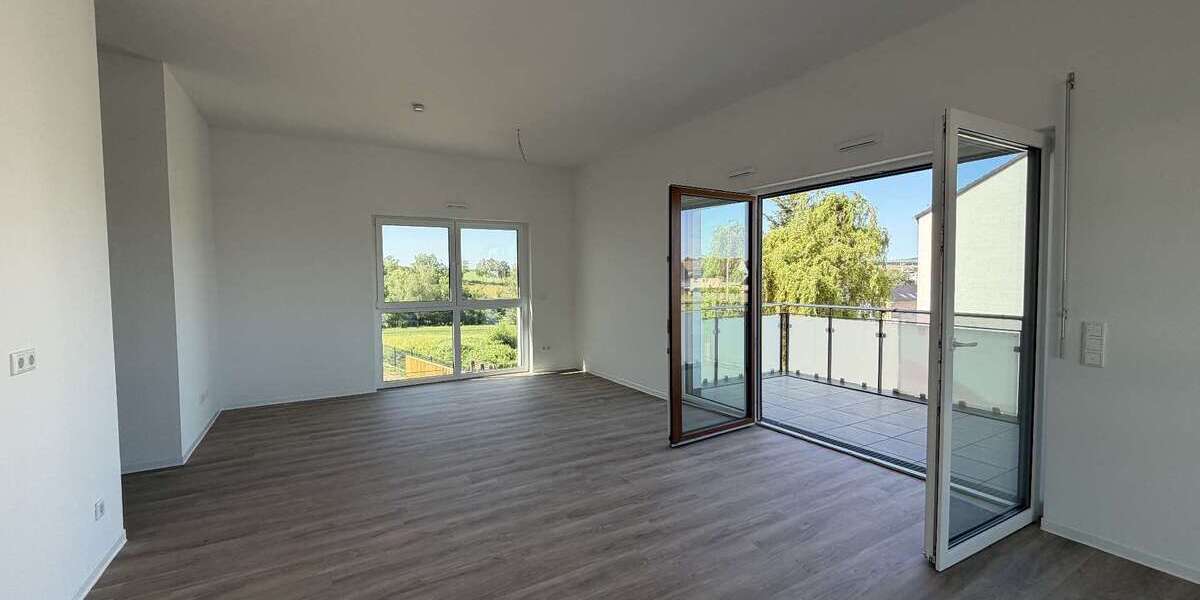 Etagenwohnung Hadamar - 2 Zimmer, 81 m&sup2;, 925&euro; | Angebot:27333694