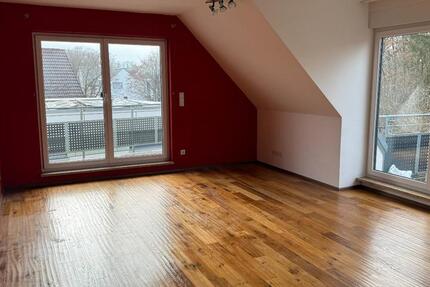 Zentrale 3-Zimmer DG-Wohnung mit 2 Balkonen in 85276 Pfaffenhofen 3 zimmer