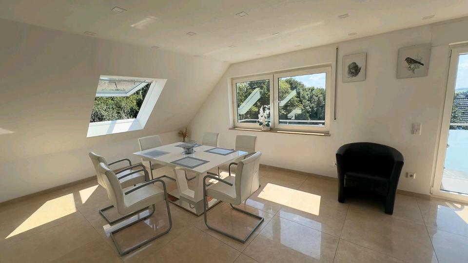 Wohnen auf Zeit Hammersbach - 3 Zimmer, 126 m&sup2;, 30&euro; | Angebot:26031792