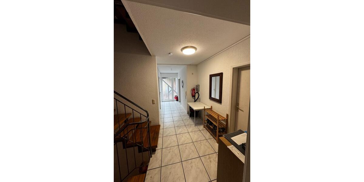 Wohnen auf Zeit Neuhofen - 13 Zimmer, 300 m&sup2;, 19&euro; | Angebot:25931186