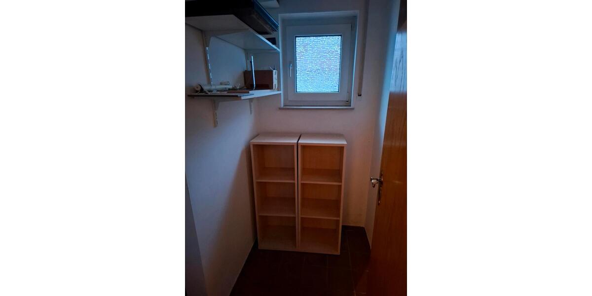 Etagenwohnung Hungen - 4 Zimmer, 100 m&sup2;, 1.050&euro; | Angebot:26234370