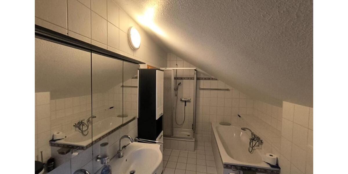 Osterode, 4 ZKB, EBK, hell, gepflegt, ruhig, Garage, Garten 4 zimmer