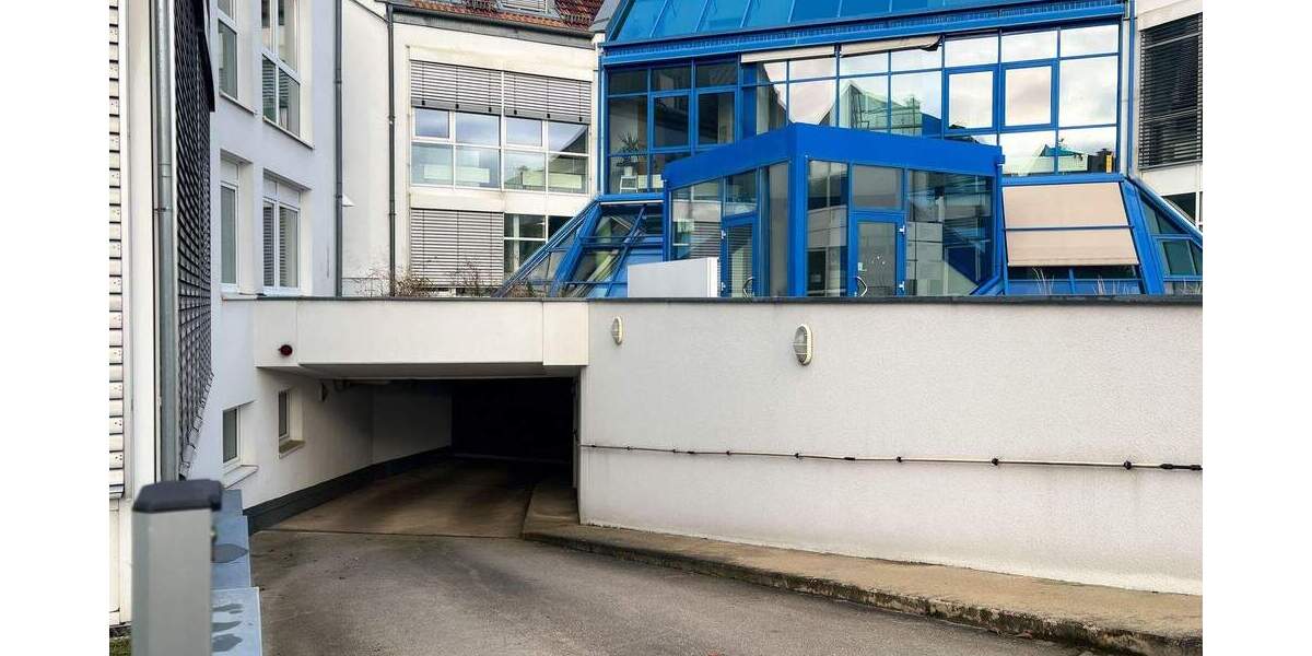 Gewerbeobjekt Stahnsdorf - 5 Zimmer, 253 m&sup2;, 2.406&euro; | Angebot:23956450