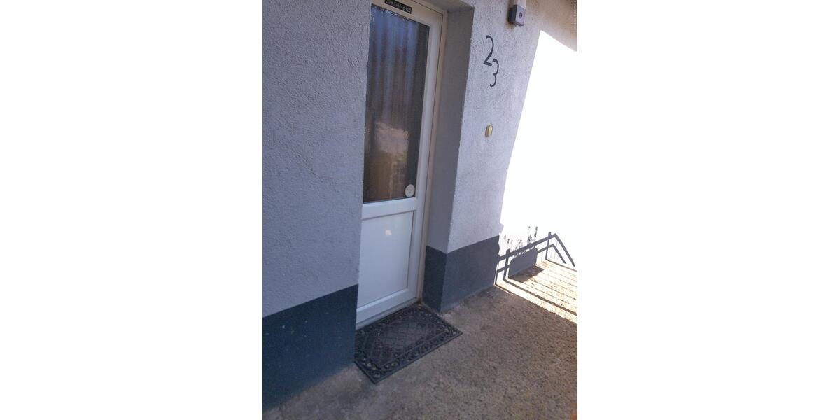 Etagenwohnung Ottweiler - 2 Zimmer, 110 m&sup2;, 550&euro; | Angebot:25591194