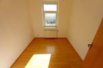 Etagenwohnung Werdau - 3 Zimmer, 66 m&sup2;, 330&euro; | Angebot:26228774