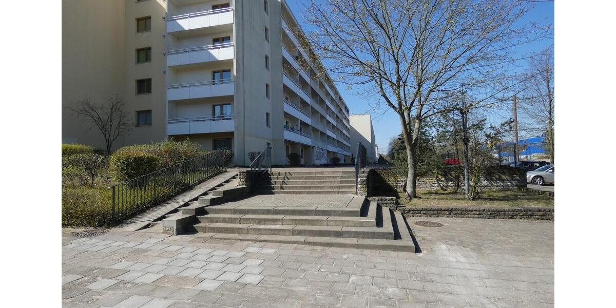 Charmante 2‑Raum‑Wohnung mit sonnigem Balkon 2 zimmer