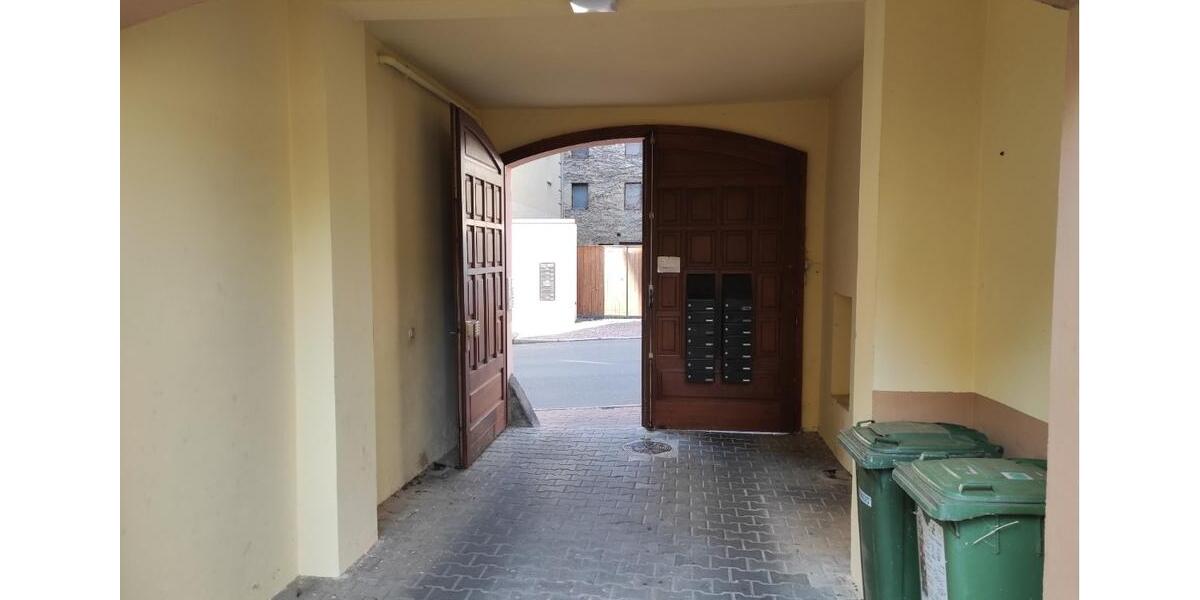 Dachgeschoßwohnung Altenburg - 2 Zimmer, 56 m&sup2;, 345&euro; | Angebot:26143763