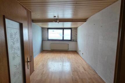 Wohnung Neunkirchen - 4 Zimmer, 95 m&sup2;, 550&euro; | Angebot:24796284