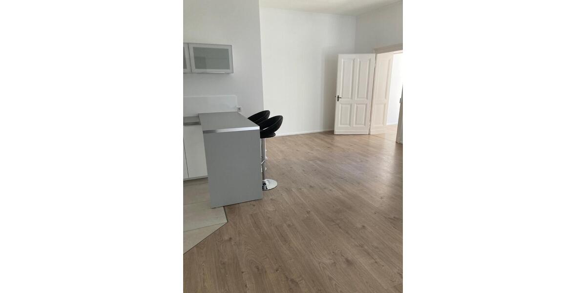 Erdgeschoßwohnung Saarbrücken - 2 Zimmer, 70 m&sup2;, 730&euro; | Angebot:26036131
