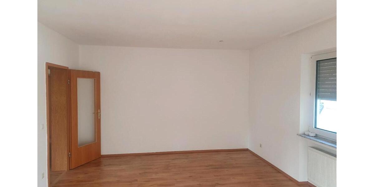 Etagenwohnung Bergneustadt - 3 Zimmer, 80 m&sup2;, 620&euro; | Angebot:26554313