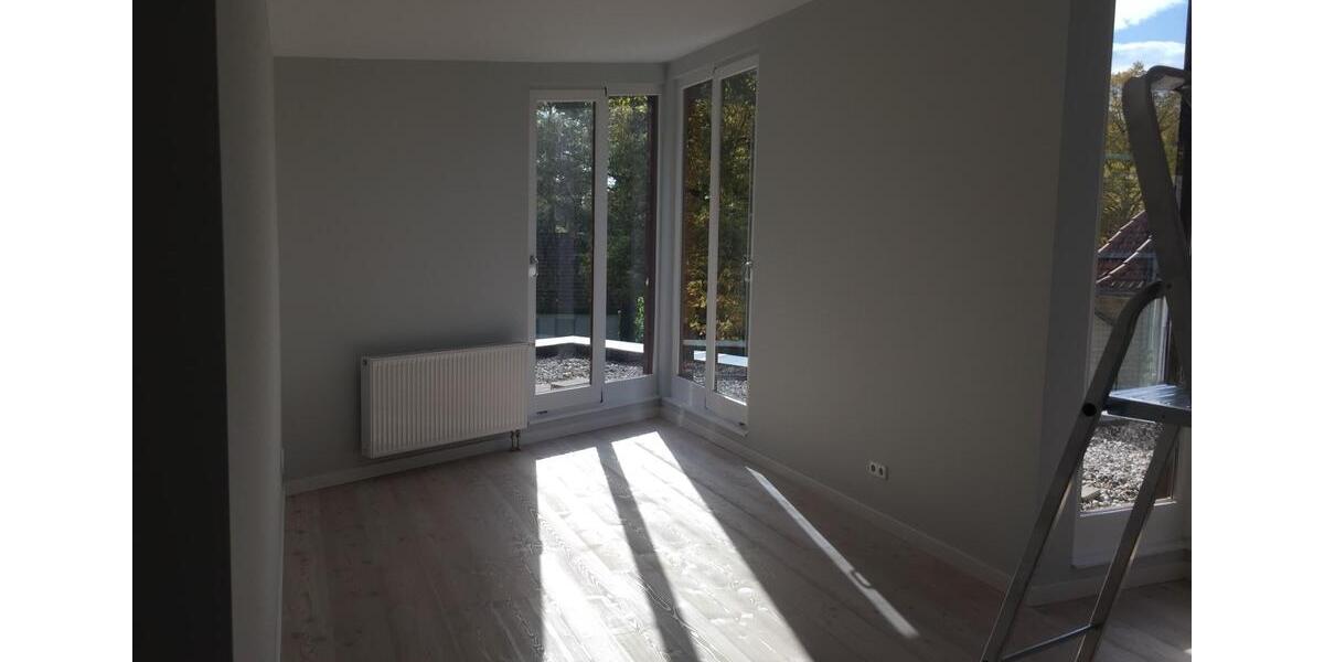 Dachgeschosswohnung (94,3 m²) mit Südwest-Terrasse in Glienicke 3 zimmer