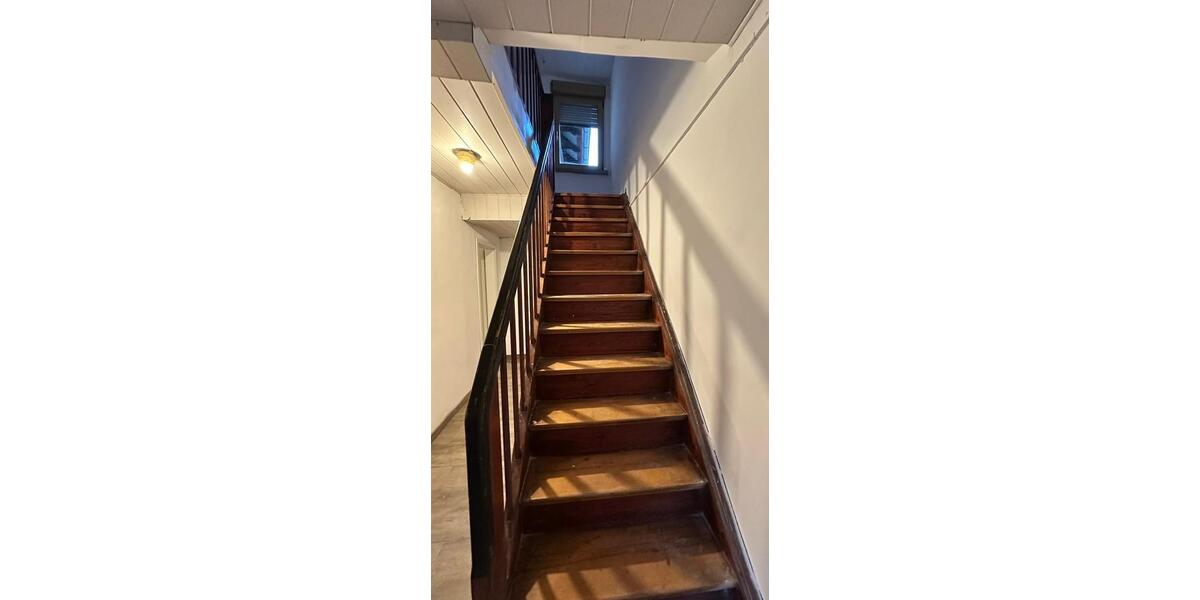 Ich vermiete ein schönes Haus in 99707 Kyffhäuserland. 6 zimmer