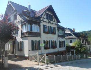 Wohnung Bad Elster - 3 Zimmer, 117 m&sup2;, 1.000&euro; | Angebot:26795344