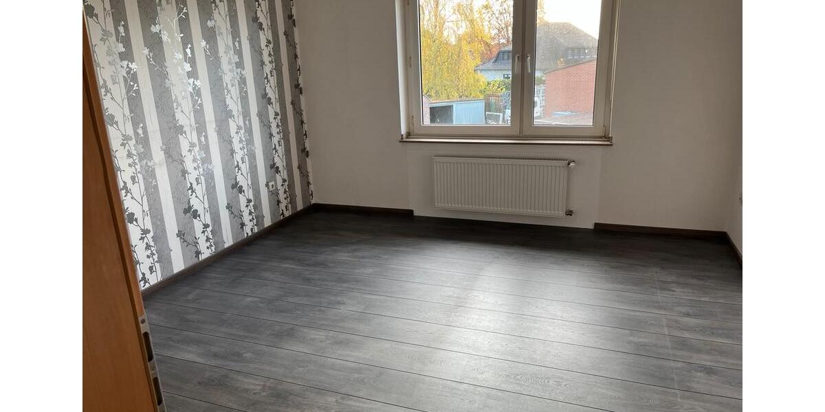 Etagenwohnung Wesel Bislich - 3 Zimmer, 96 m&sup2;, 800&euro; | Angebot:24535507