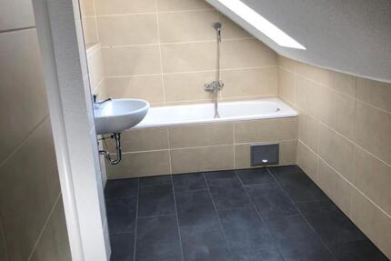 Wohnung Wilkau-Haßlau Haßlau - 3 Zimmer, 67 m&sup2;, 375&euro; | Angebot:25160555