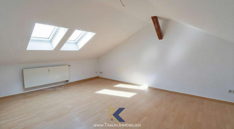 Dachgeschoßwohnung Mühlhausen (Thüringen) - 3 Zimmer, 73 m&sup2;, 440&euro; | Angebot:25143821