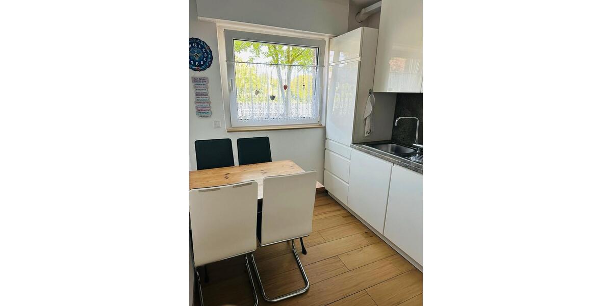 Reihenhaus Moers Schwafheim - 5.5 Zimmer, 118 m&sup2;, 1.650&euro; | Angebot:26703306