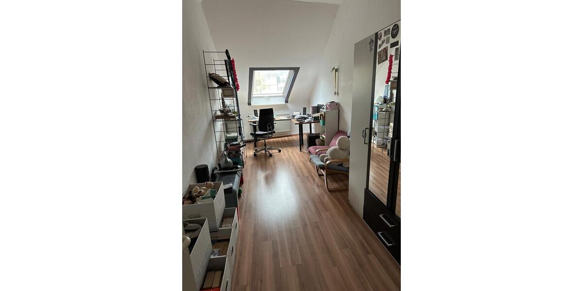 Dachgeschoßwohnung Trier Nord - 3 Zimmer, 95 m&sup2;, 800&euro; | Angebot:26296062