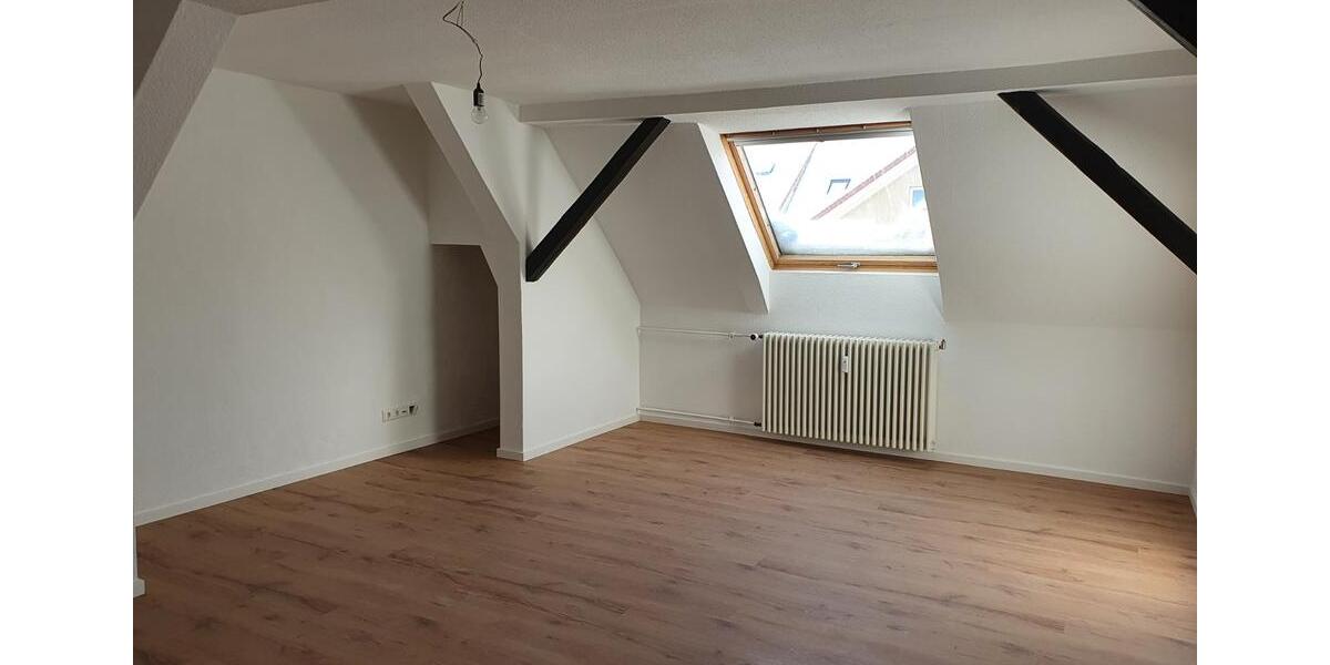 Dachgeschoßwohnung Bautzen - 3 Zimmer, 135 m&sup2;, 800&euro; | Angebot:24537557