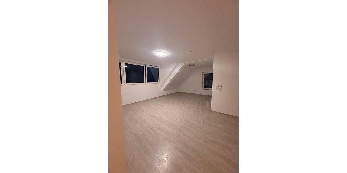 Etagenwohnung Lauchheim - 4.5 Zimmer, 94 m&sup2;, 1.128&euro; | Angebot:24813426