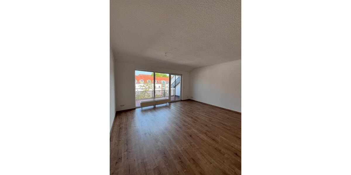 Dachgeschoßwohnung Wittenberge - 3 Zimmer, 75 m&sup2;, 603&euro; | Angebot:26677791
