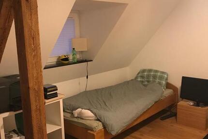 Möbliertes WG Zimmer 1 zimmer
