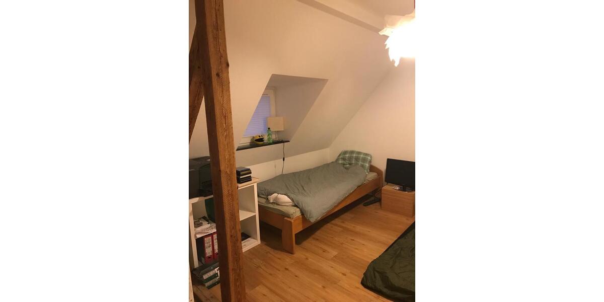 Möbliertes WG Zimmer 1 zimmer