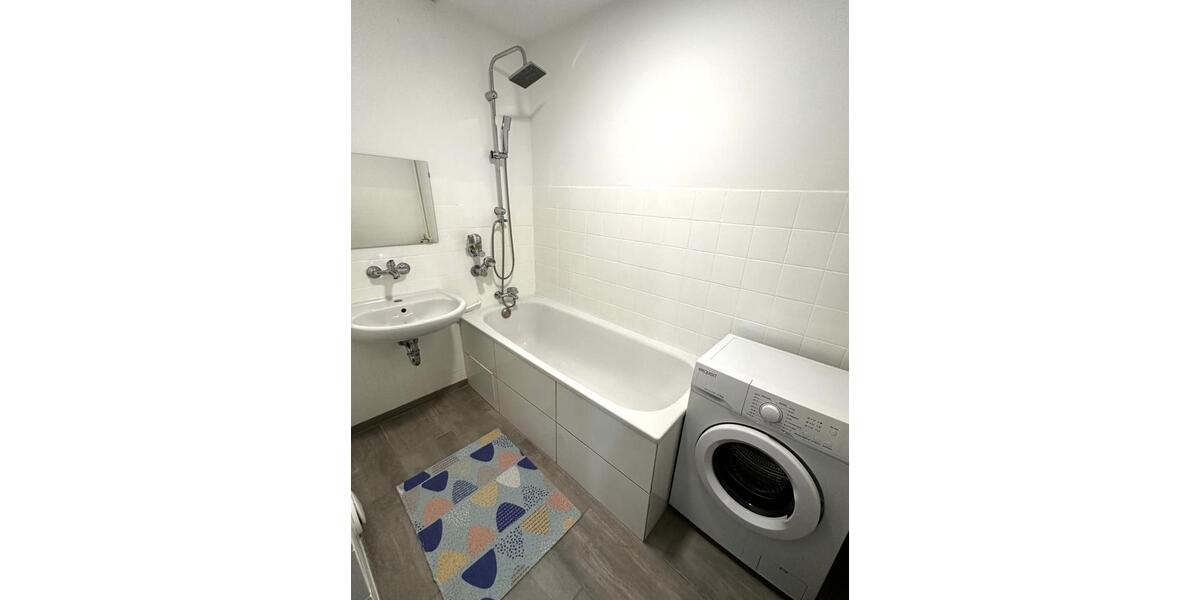 Wohnen auf Zeit Duisburg Essenberg - 57 Zimmer, 1.550 m&sup2;, 15&euro; | Angebot:23784944