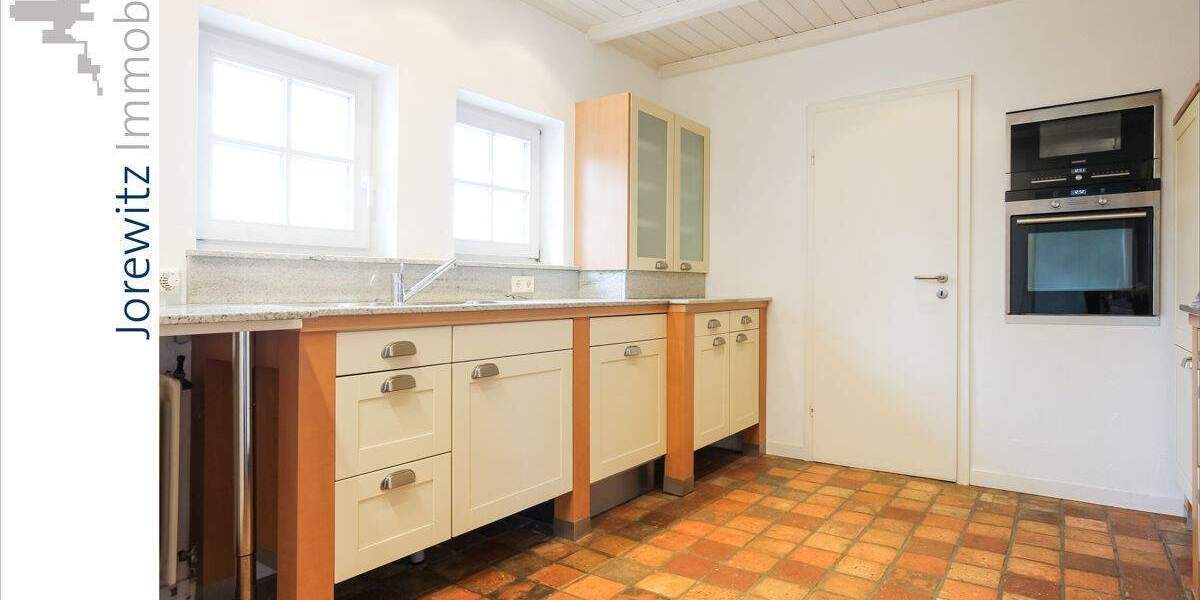 Bauernhaus, Landhaus Bielefeld Schildesche - 7 Zimmer, 202 m&sup2;, 1.998&euro; | Angebot:25669164