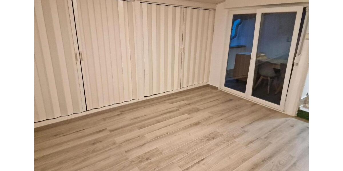 Etagenwohnung Weinheim - 2 Zimmer, 50 m&sup2;, 600&euro; | Angebot:25120850