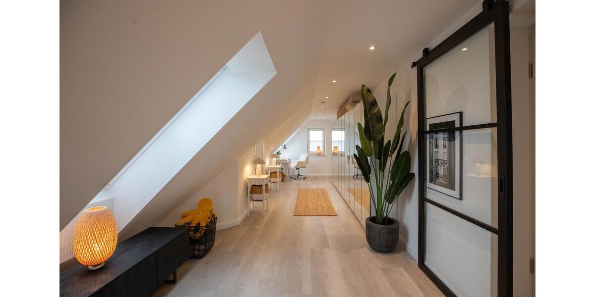 Wohnen auf Zeit Uetersen - 2 Zimmer, 75 m&sup2;, 2.100&euro; | Angebot:26336243