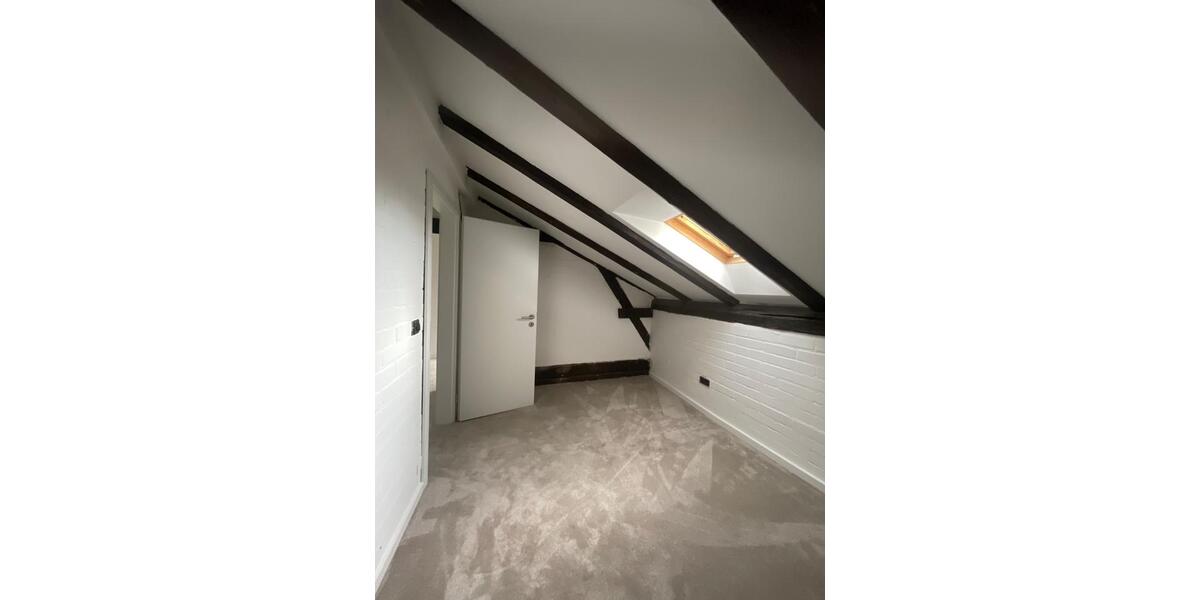 Einfamilienhaus Würzburg Steinbachtal - 4 Zimmer, 100 m&sup2;, 1.500&euro; | Angebot:26579622