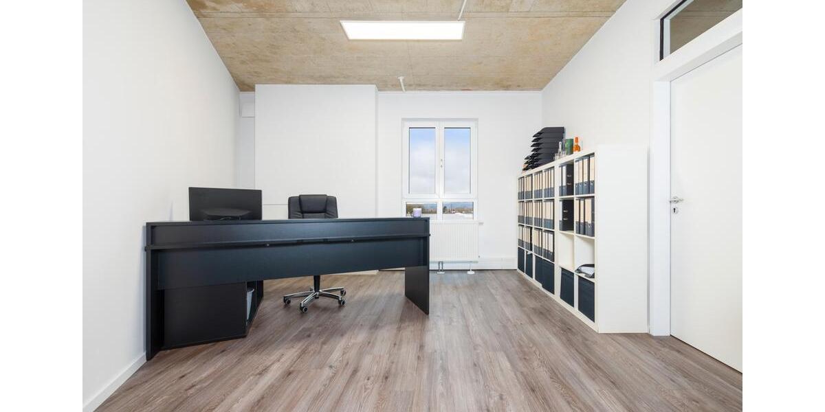 NEUBAU - PROVISIONSFREI | Modernes Büro mit erstklassiger Anbindung in bester Lage von Neusäß zimmer