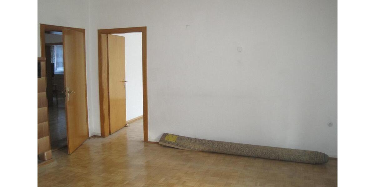 Etagenwohnung Beckedorf - 3 Zimmer, 125 m&sup2;, 700&euro; | Angebot:25297352