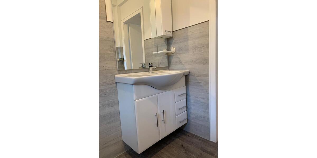 Wohnen auf Zeit Rinteln - 2 Zimmer, 60 m&sup2;, 450&euro; | Angebot:26038640