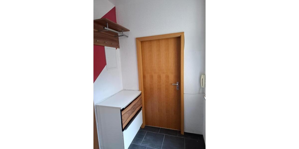 Etagenwohnung Meerane - 2 Zimmer, 55 m&sup2;, 310&euro; | Angebot:26351172