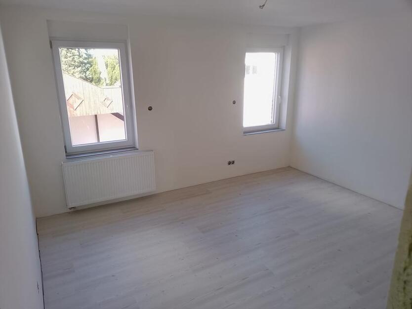 Erstbezug! Großzügige Wohnung in Freialdenhoven