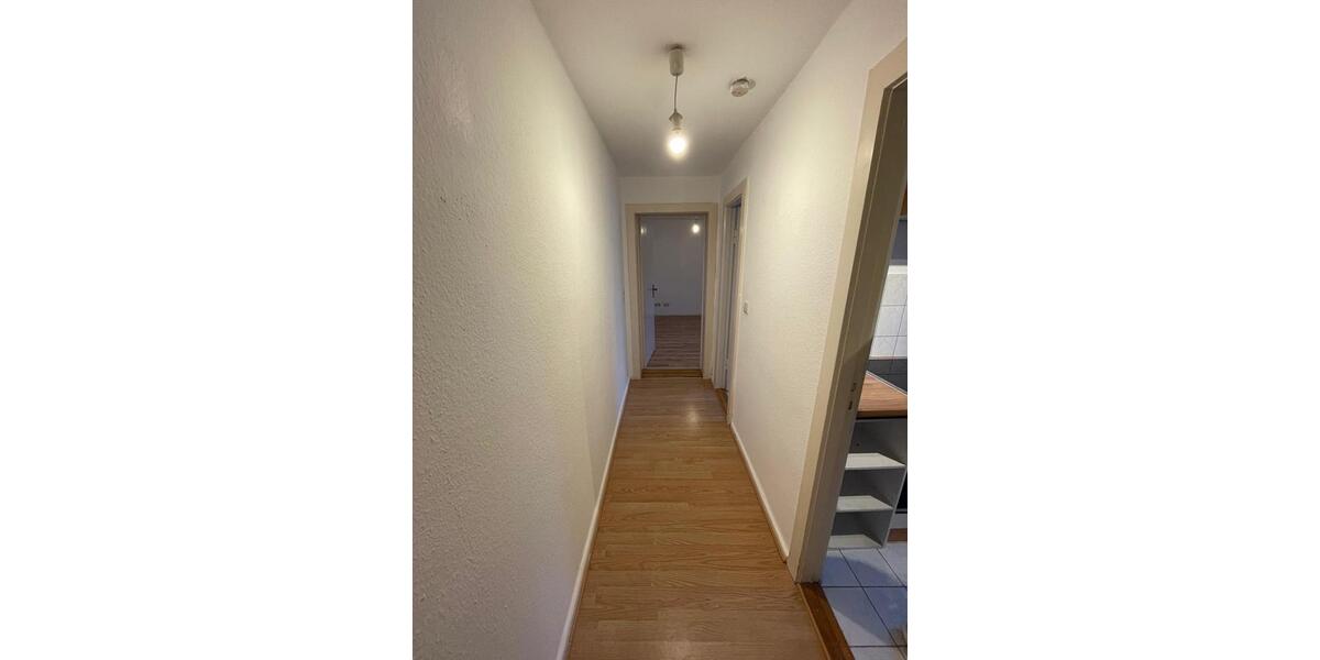 Dachgeschoßwohnung Flensburg Fruerlund - 2 Zimmer, 35 m&sup2;, 497&euro; | Angebot:24976839