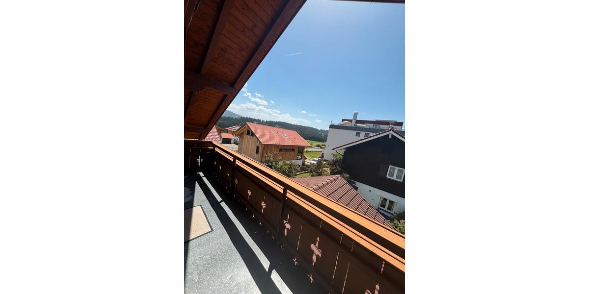 Dachgeschoßwohnung Oy-Mittelberg Mittelberg - 3 Zimmer, 88 m&sup2;, 1.400&euro; | Angebot:26706089